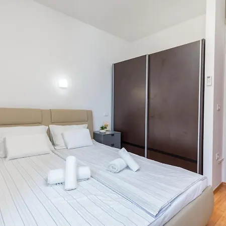 Augusto - Sea View Apartmán