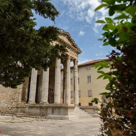 Augusto - Sea View * Pula